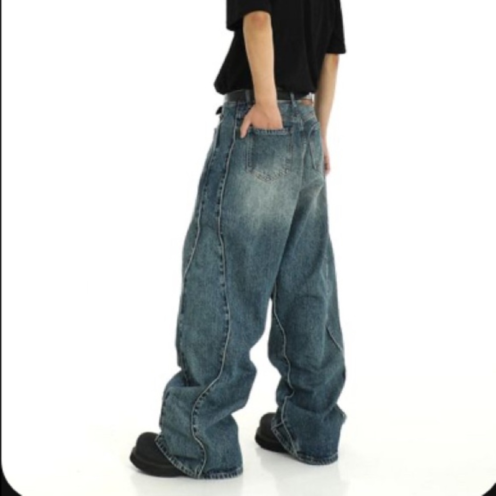 Insanely Baggy Vintage Levis